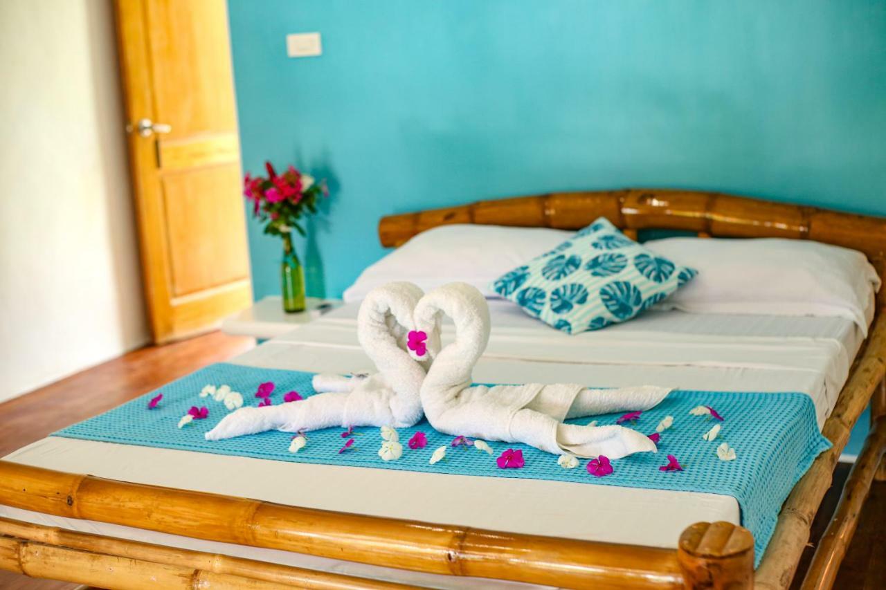 Lunazul Guesthouse Сан-Висенте Экстерьер фото